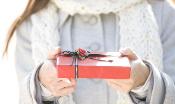 Ở Nhật Bản, chỉ phái nữ tặng quà cho nam giới vào Valentine.